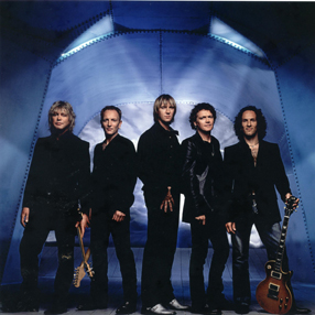 Def Leppard: Sing When You’re Winning