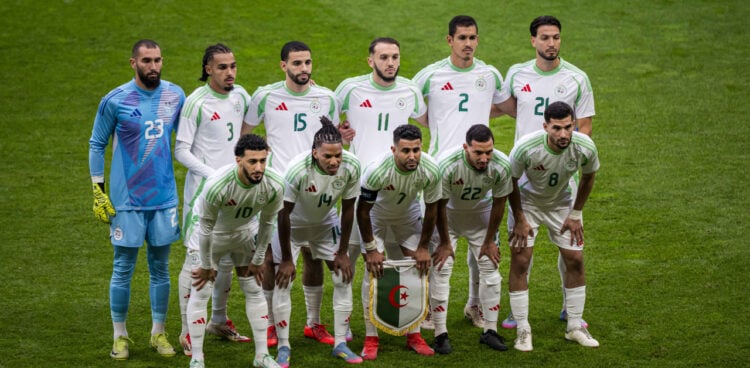 Algérie, deux tauliers écartés avant la CAN