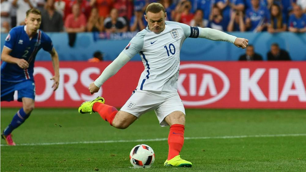 Allardyce to take Mourinho cue on Rooney