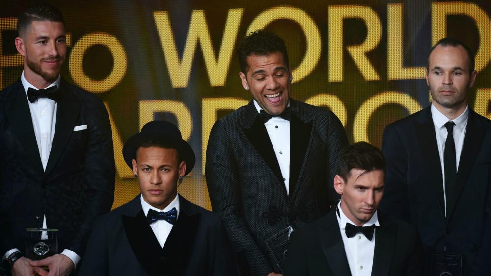 Alves feels Neymar deserved second place ahead of Ronaldo