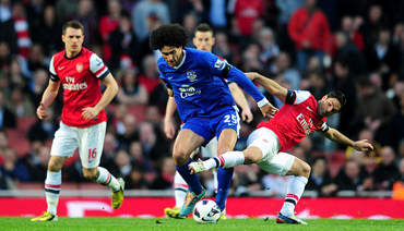 Arsenal held to goalless draw by Everton