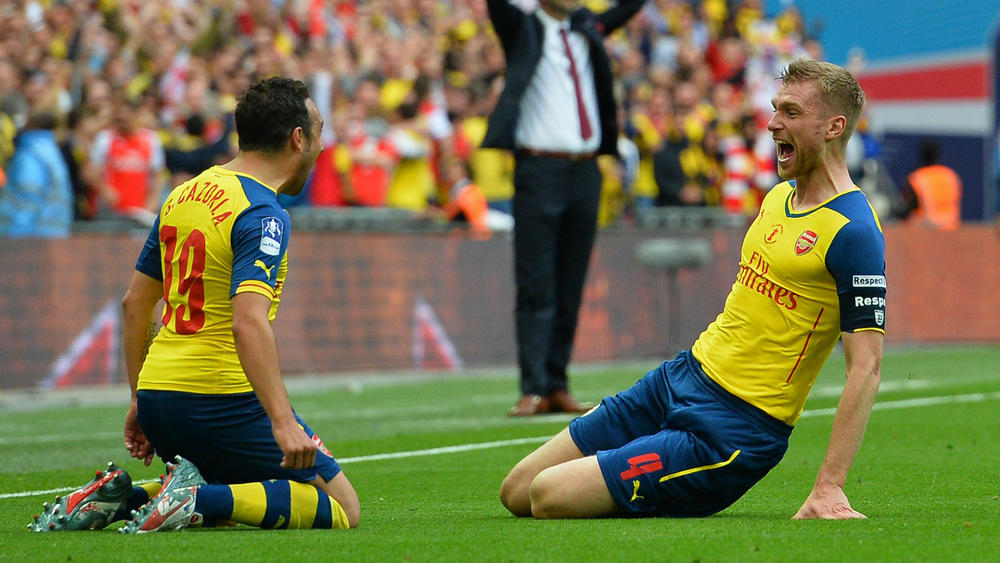 Arsenal will extend Cazorla and Mertesacker deals