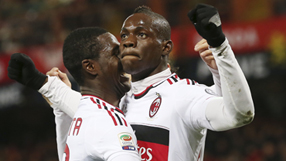 Balotelli helps Milan tighten grip on third