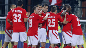 CSKA thrash Lokomotiv to go level with leaders