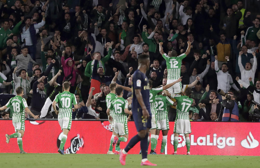 Cristian Tello scores winner as Real Betis dent Real Madrid’s title hopes