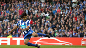 Free-scoring Falcao settles Europa final