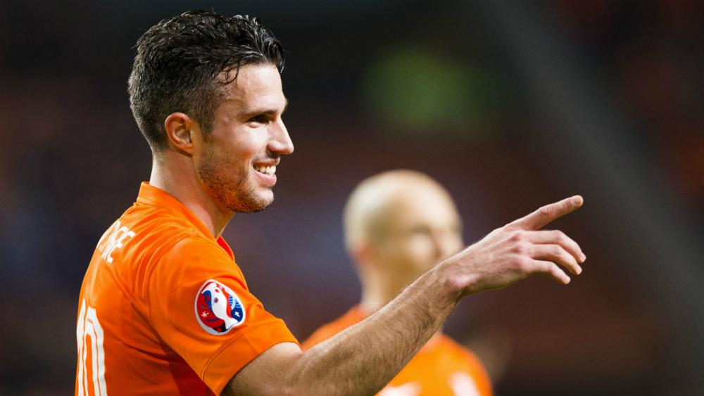 Kazakhstan v Netherlands: Van Persie not giving up Euro 2016 hope