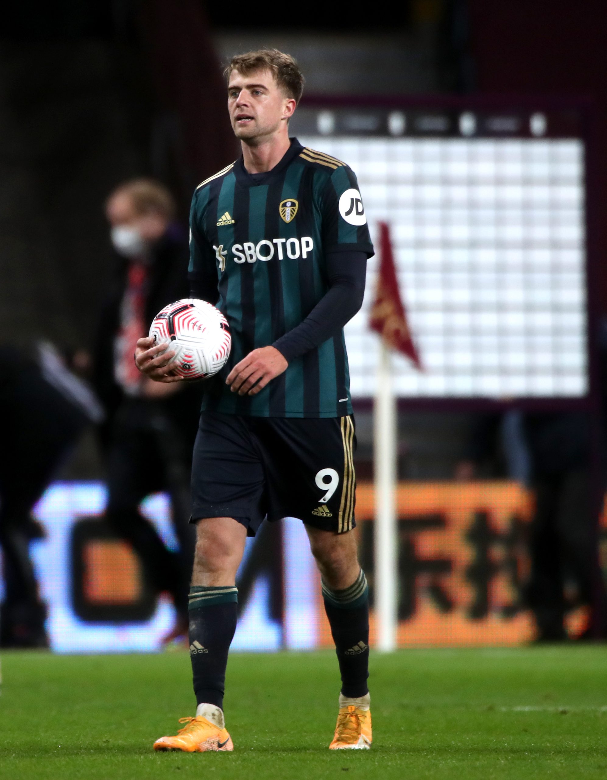 Leeds’ hat-trick hero Patrick Bamford deserves all the plaudits – Marcelo Bielsa