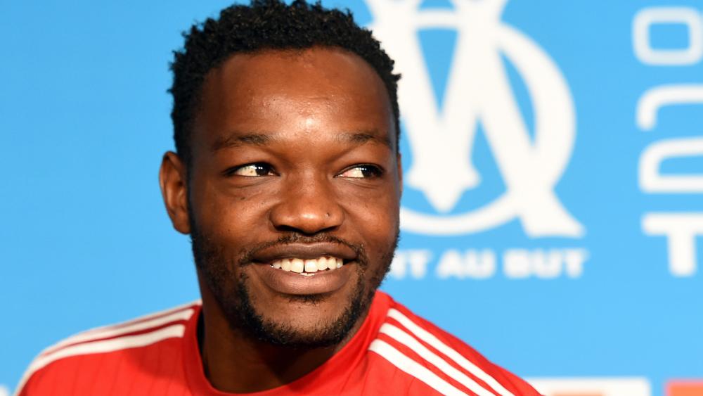 Mandanda’s future still uncertain