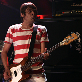 Mani: Sing When You’re Winning