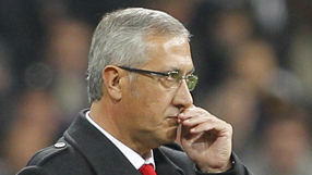 Manzano on brink after Atletico cup exit