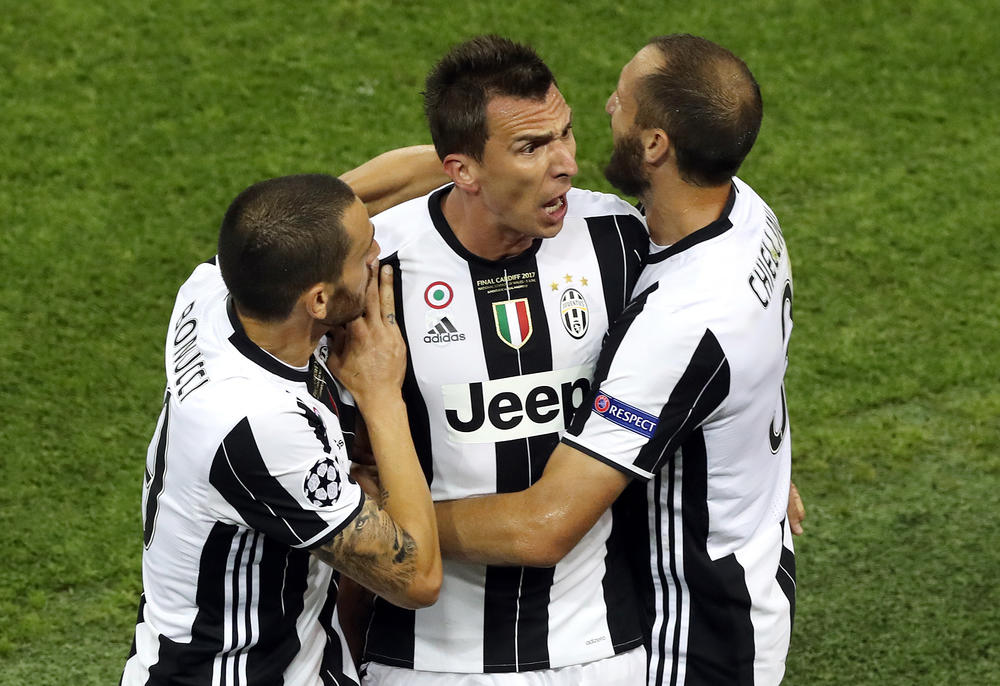 Mario Mandzukic joins Qatari club Al-Duhail