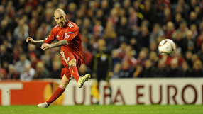 Meireles leaves Liverpool for Chelsea