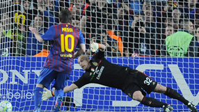 Messi sets record as Barcelona march on