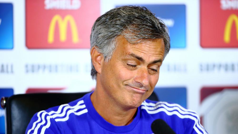 Mourinho ponders Wenger’s losing record against him