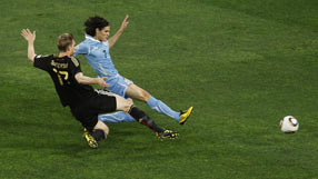 Napoli capture Cavani