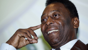 Pele:1970 Brazil side more gifted than Spain