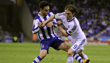 Real draw at Espanyol to hand Barca the title