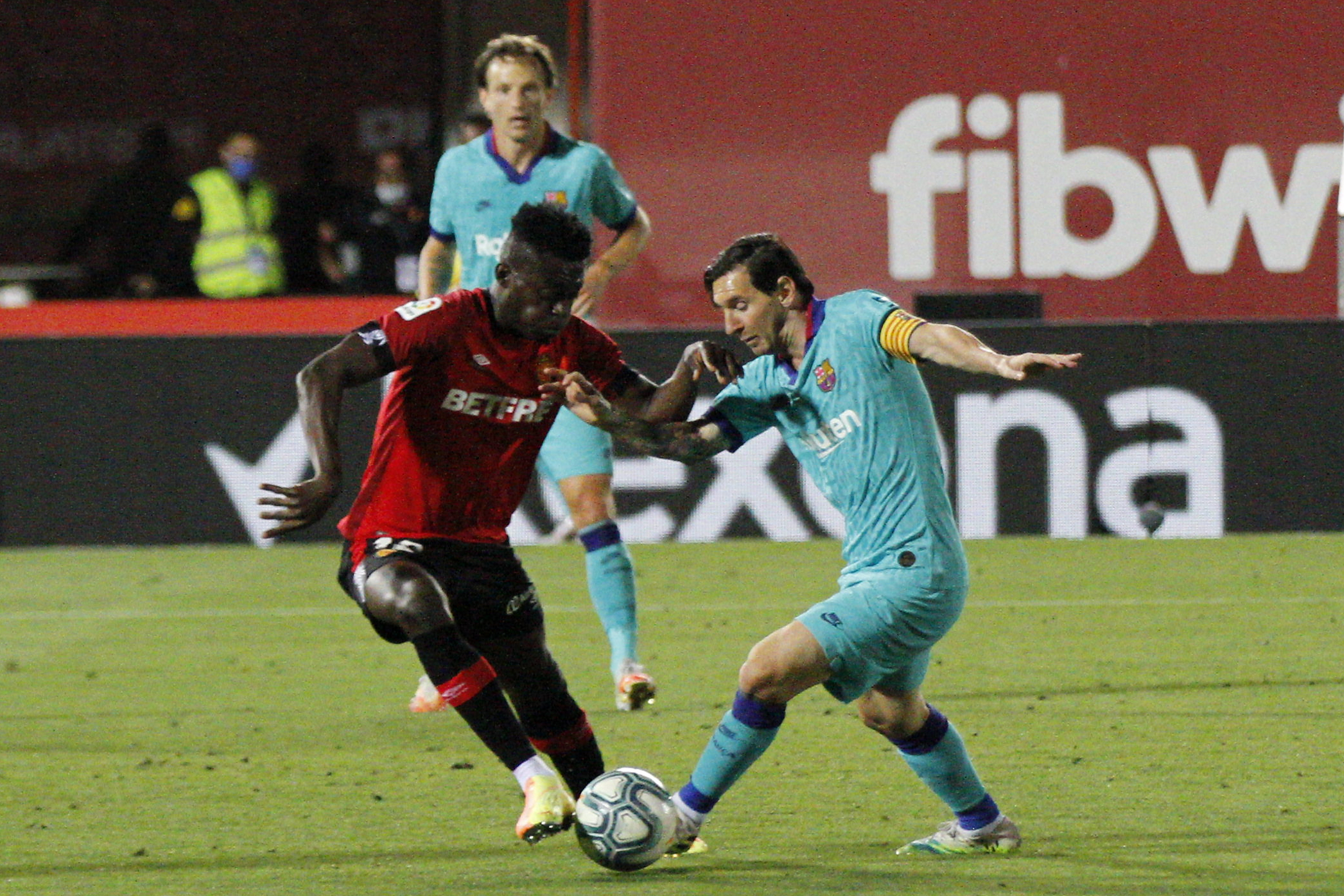 Regular service resumes as Lionel Messi guides Barcelona to victory at Mallorca