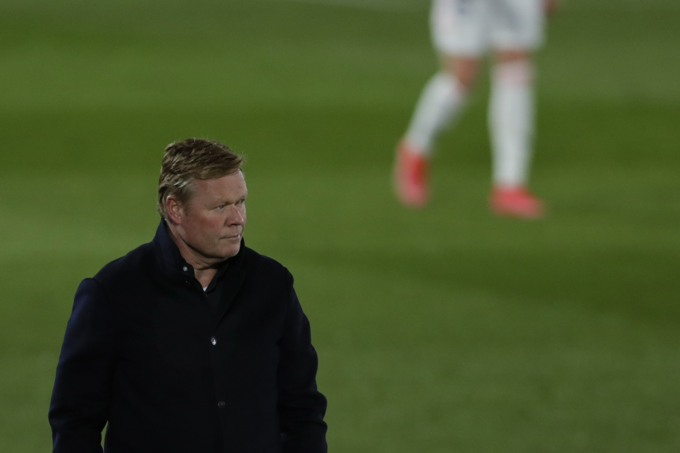 Ronald Koeman fumes over display of referee Gil Manzano after El Clasico defeat
