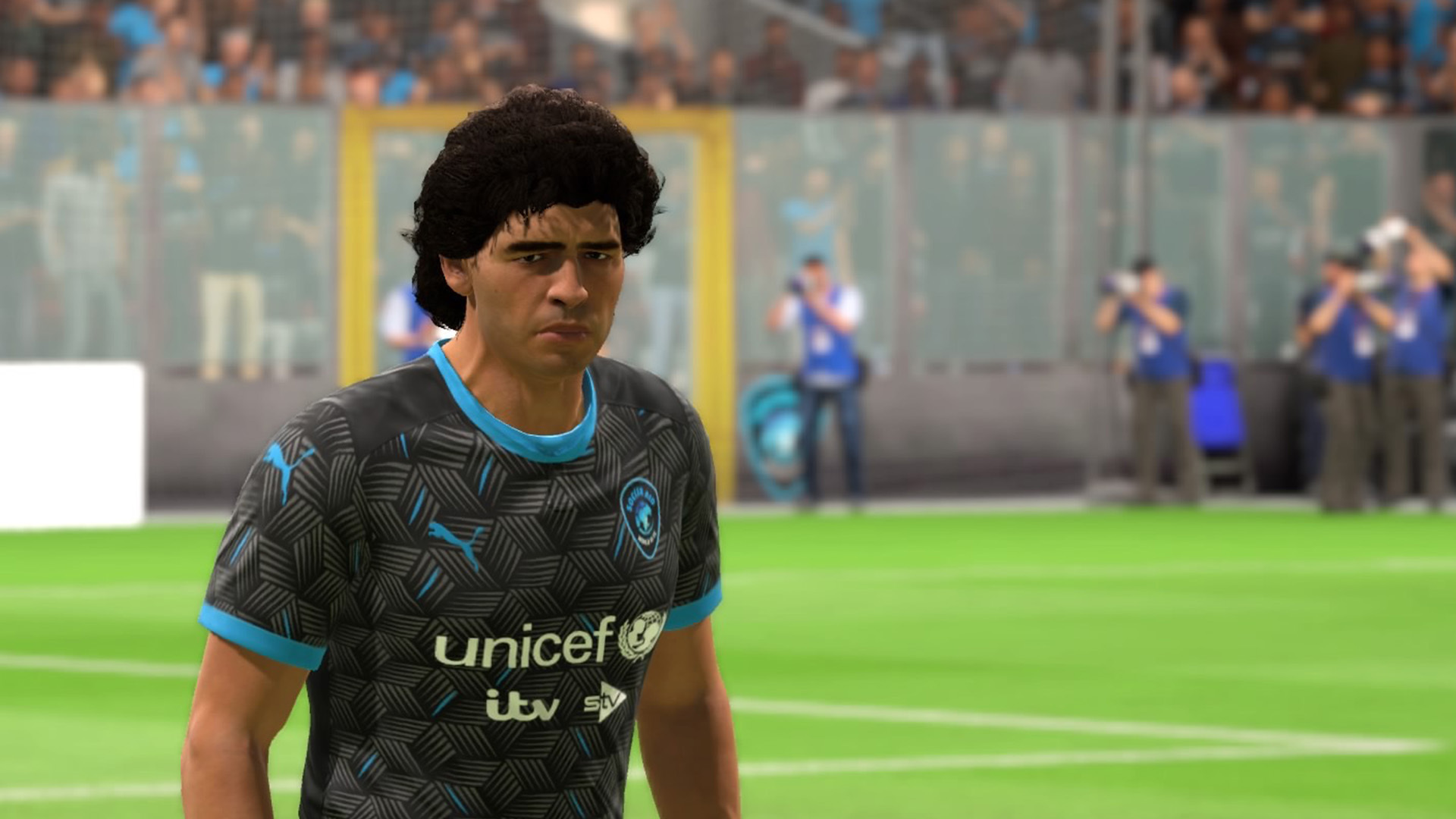 Soccer Aid World XI playable on FIFA 20 –featuring Maradona, Pele, Ronaldinho, Giggs and more