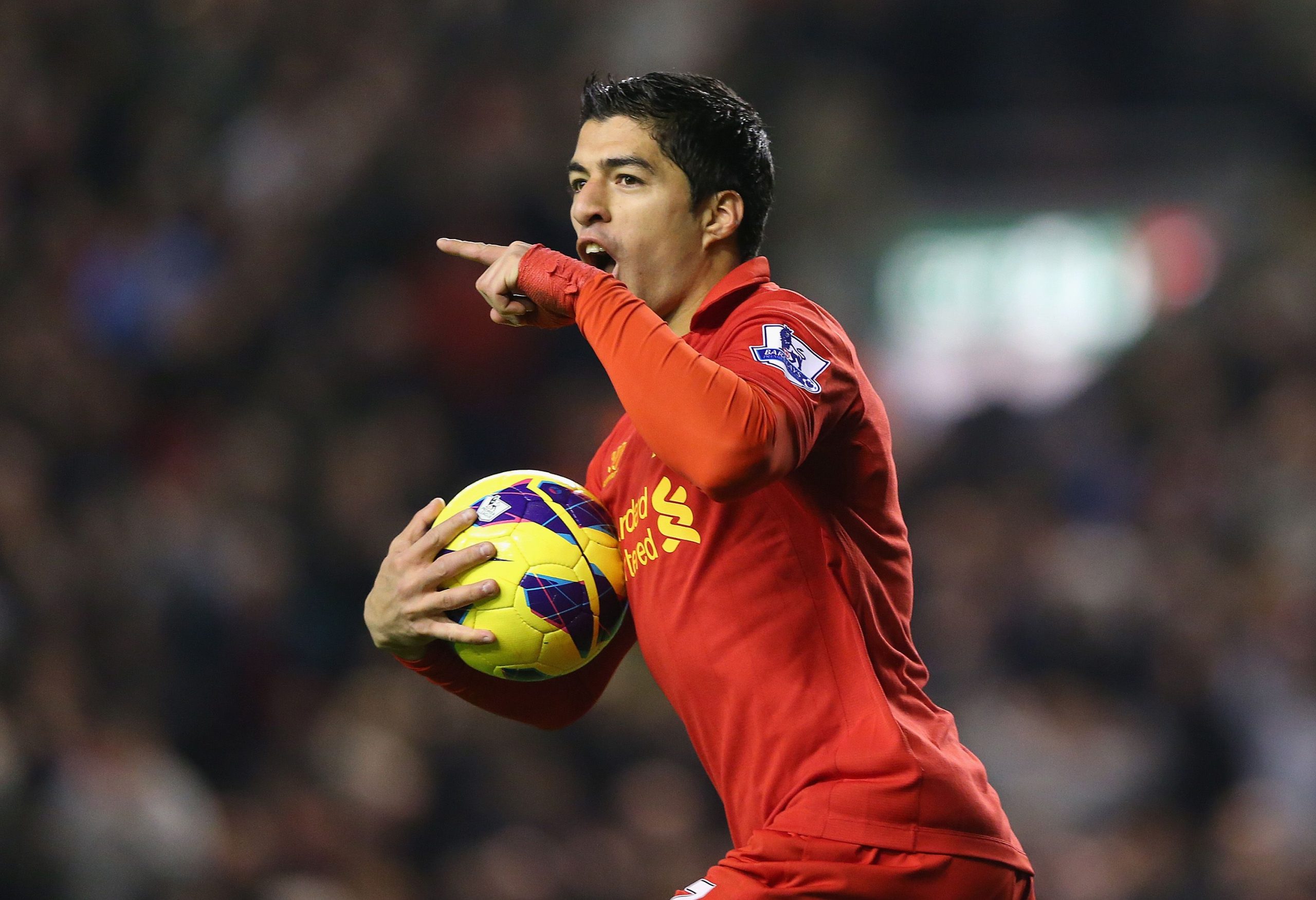 Suarez could return at Man United in League Cup
