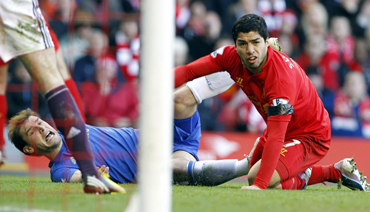Suarez shows ugly side once again