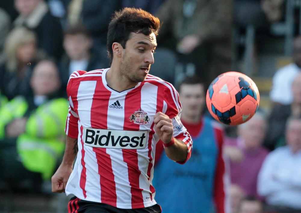 Sunderland forward Scocco joins Newell’s