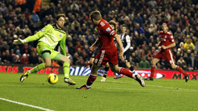 Super-sub Gerrard helps Liverpool topple Toon