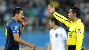 Tearful Cahill laments red card