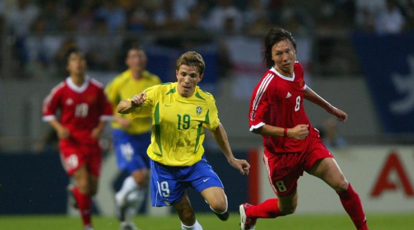 Ten-man PSG held again in Ajaccio draw