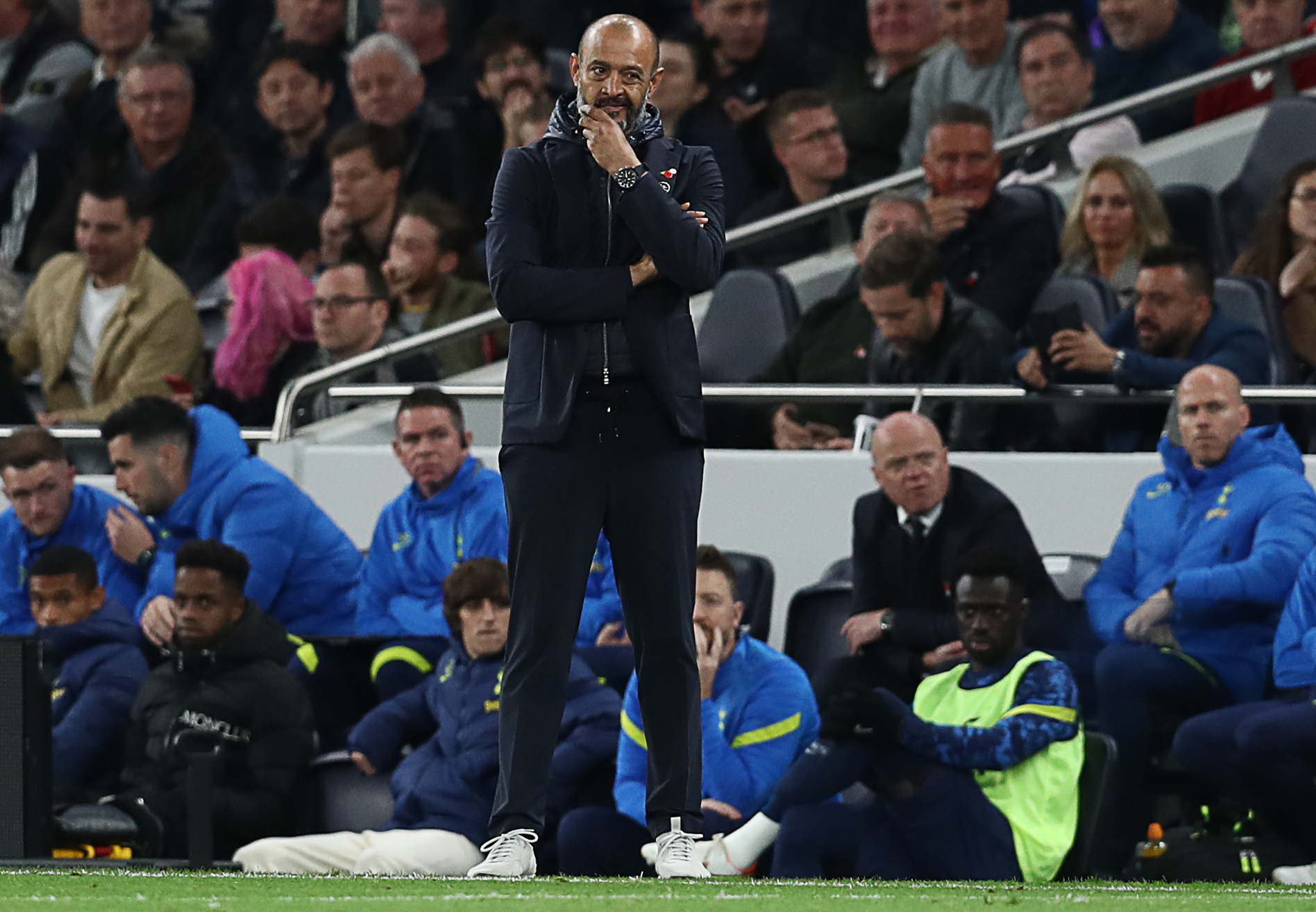 Tottenham considering Nuno Espirito Santo’s future after defeat by Manchester United