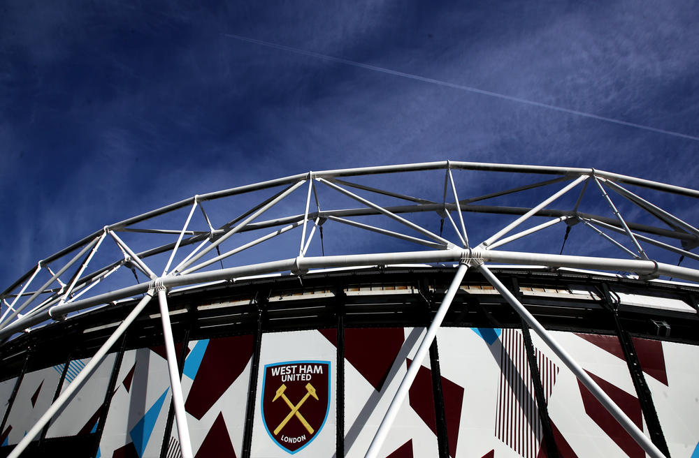 West Ham ‘disgusted’ by fans’ anti-Semitic chants on Manchester tram