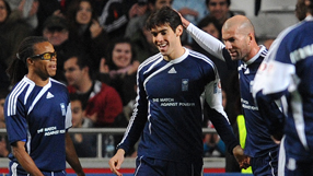 Zidane and Kaka shine in charity match
