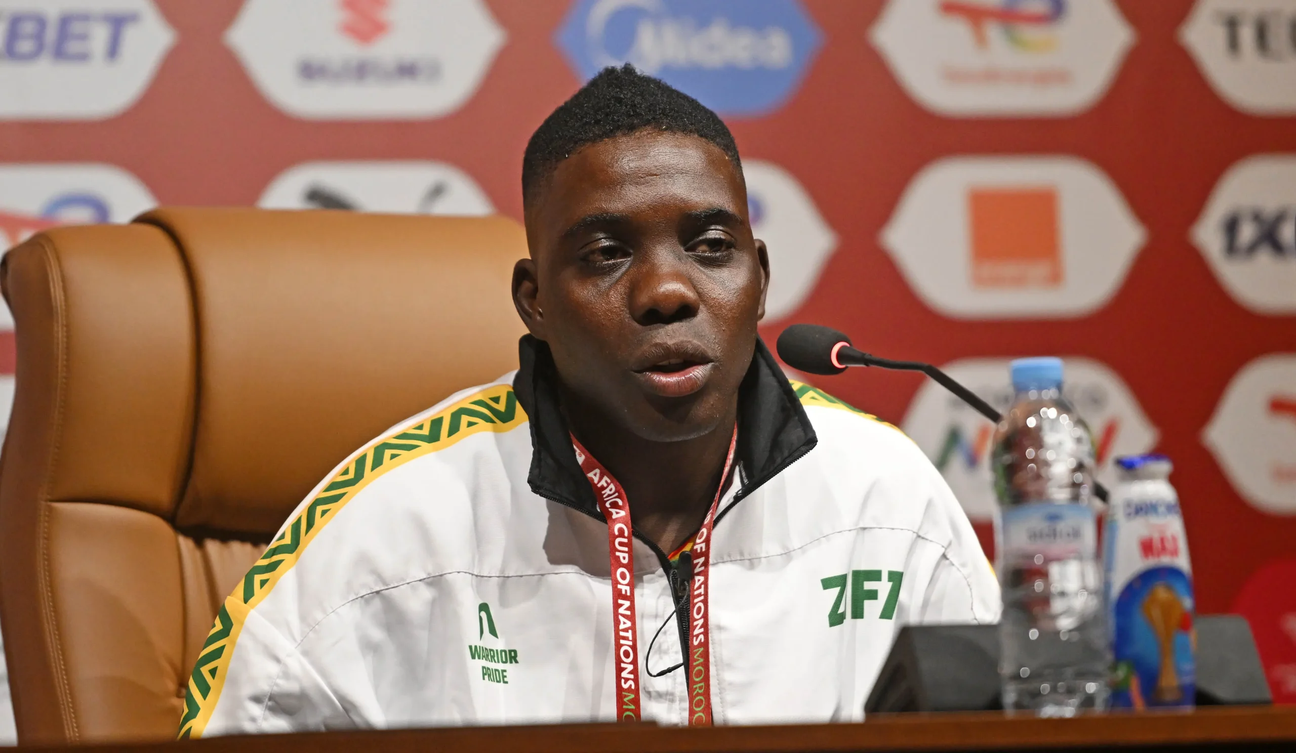 Quand l’urgence frappe, Nakamba prêche le calme