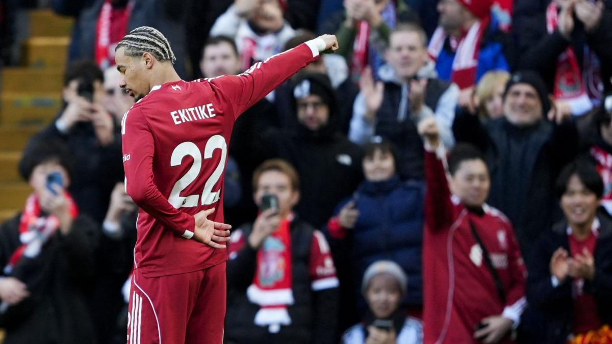 Liverpool : Hugo Ekitiké sort sur blessure et en pleurs contre Brighton