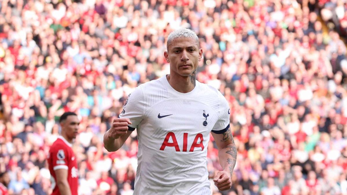 Premier League : Tottenham et Richarlison arrachent le nul face à Liverpool Premier League : Tottenham et Richarlison arrachent le nul face à Liverpool