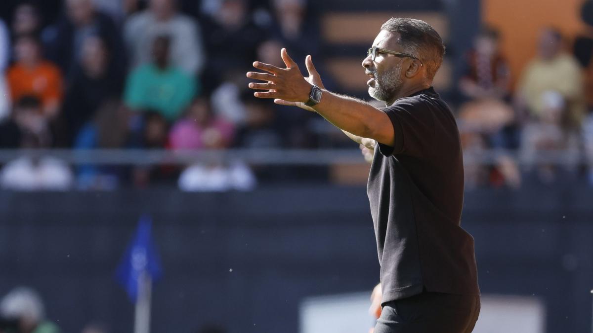 OM, Habib Beye : « à la pause, j’aurais pu sortir 90% de l’effectif »