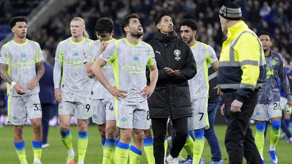 Mercato : Manchester City va perdre 10 joueurs Mercato : Manchester City va perdre 10 joueurs