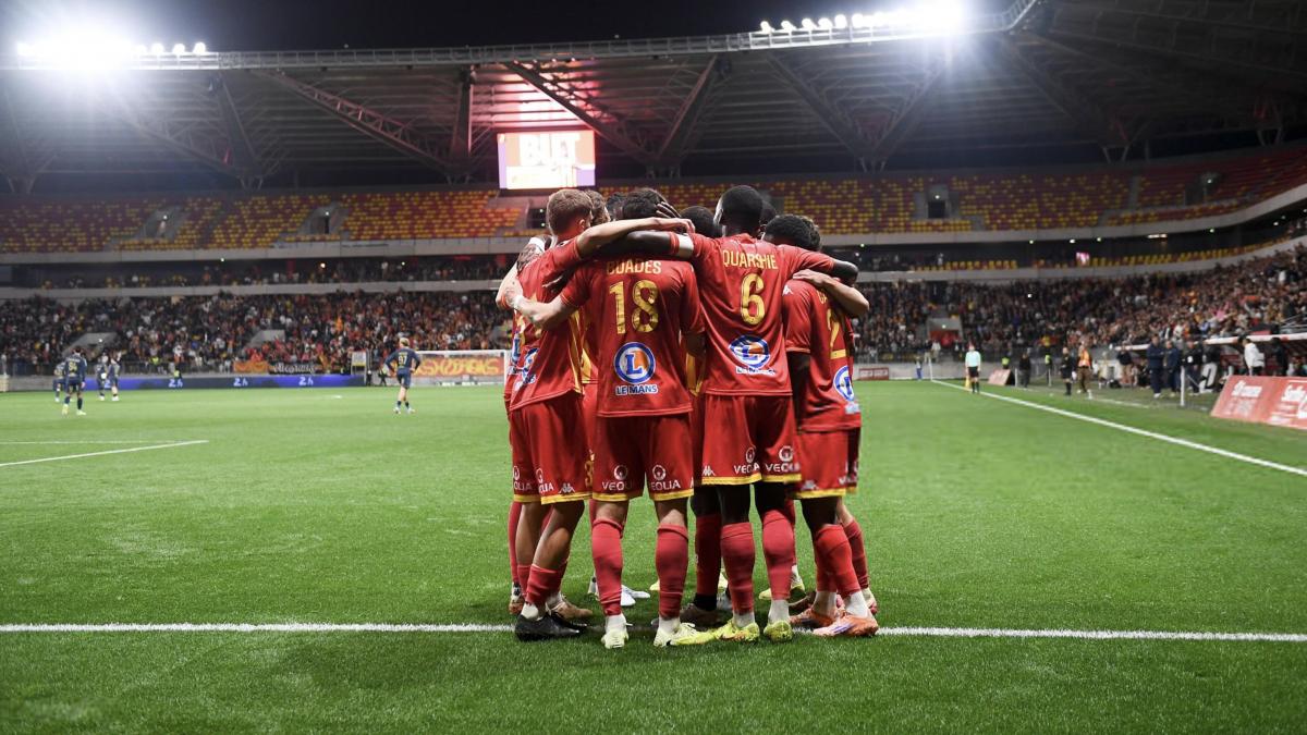 Ligue 2 : Le Mans va devoir attendre avant de valider sa montée, Saint-Etienne, le Red Star et Rodez en barrages, Bastia relégué