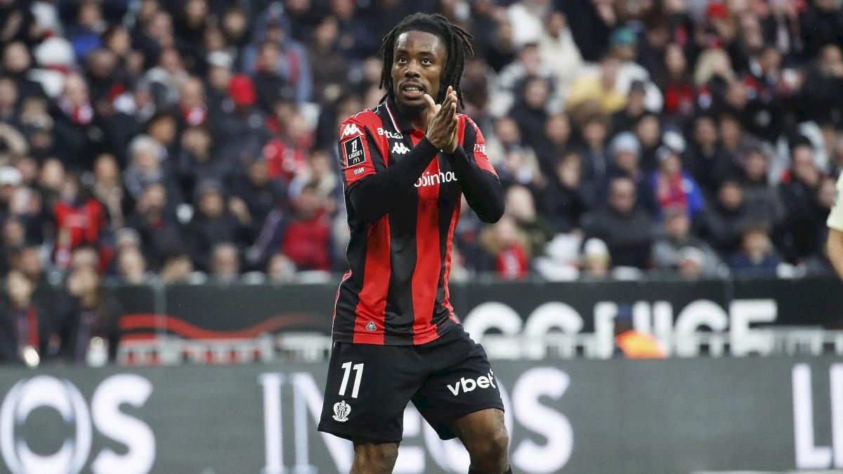 Mercato : l’Eintracht Francfort prie pour Elye Wahi