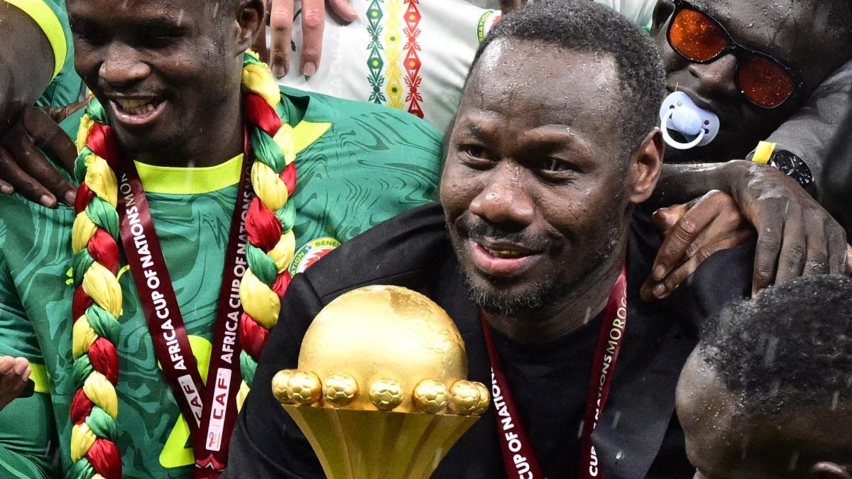 Sénégal : Pape Thiaw a sacrifié deux joueurs avant la Coupe du Monde ! Sénégal : Pape Thiaw a sacrifié deux joueurs avant la Coupe du Monde !