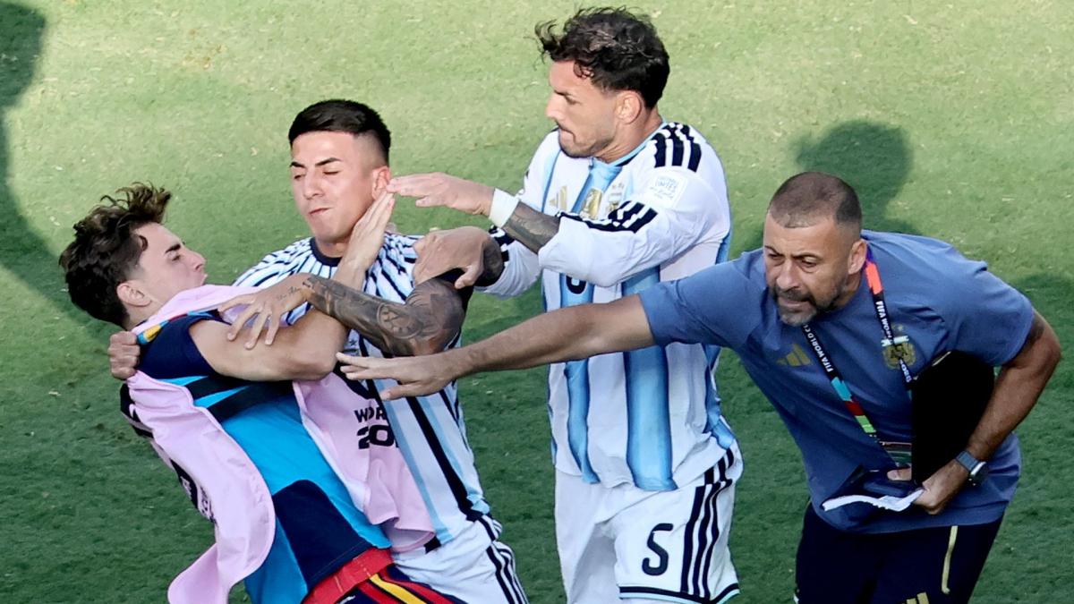 «Voyous», «honte du football» : Leandro Paredes et l’Argentine écœurent tout le monde ! «Voyous», «honte du football» : Leandro Paredes et l’Argentine écœurent tout le monde !