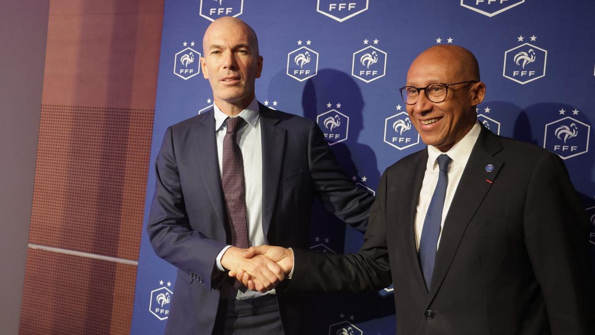 Équipe de France : Zinedine Zidane est le nouveau sélectionneur des Bleus !