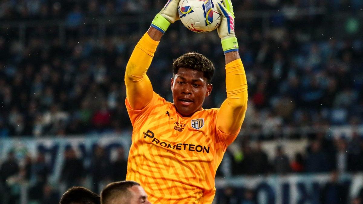 Le dossier Zion Suzuki pourrait être finalisé dans «les prochaines 48 heures» Le dossier Zion Suzuki pourrait être finalisé dans «les prochaines 48 heures»