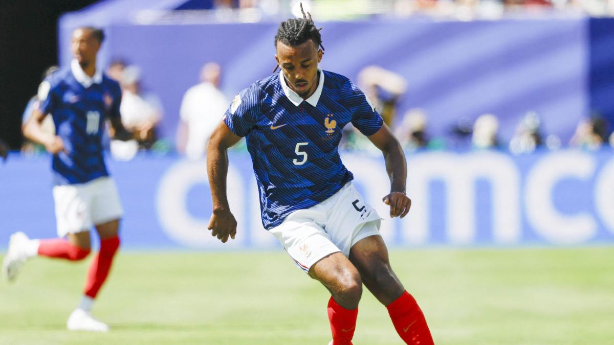 FC Barcelone : Jules Koundé envisage désormais un départ !