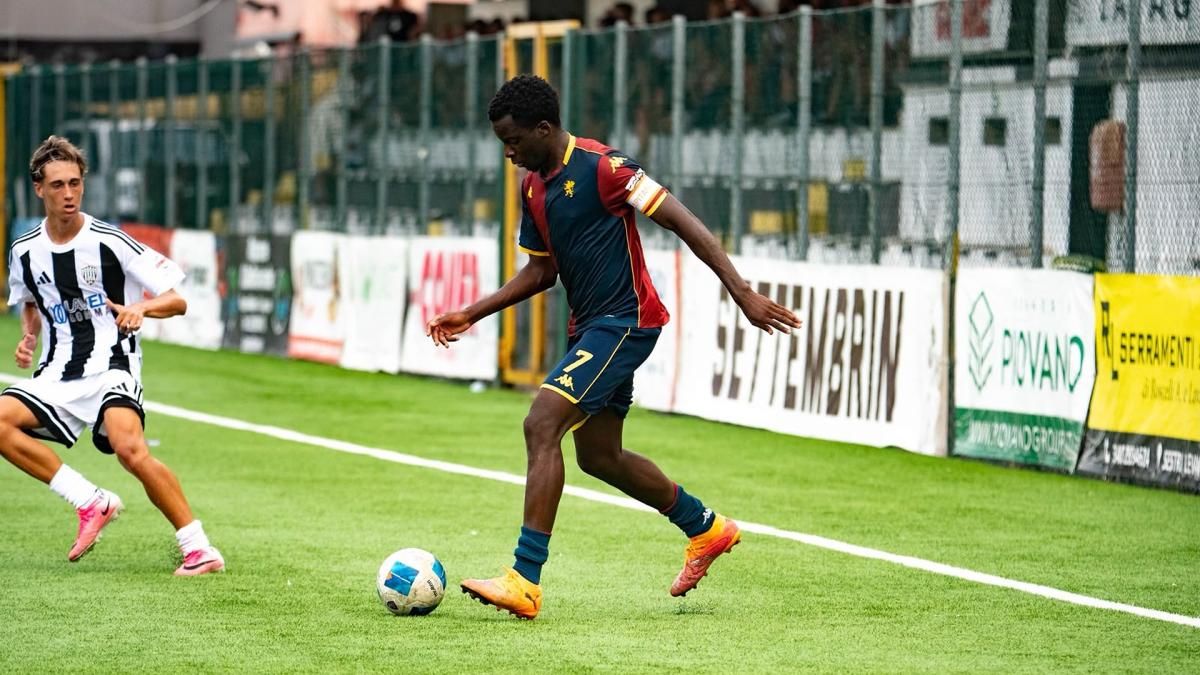 Genoa : la pépite Jayden Nsingi brille en Italie