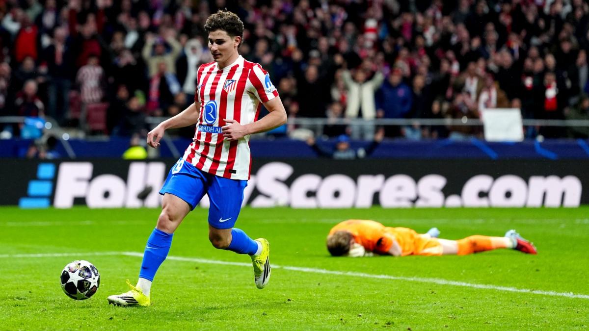 FC Barcelone : les coulisses de la réunion secrète pour Julián Álvarez FC Barcelone : les coulisses de la réunion secrète pour Julián Álvarez