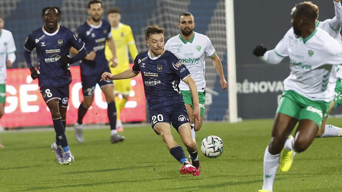 Levante : l’incroyable lob du Français Enzo Bardeli contre le Real Betis Levante : l’incroyable lob du Français Enzo Bardeli contre le Real Betis