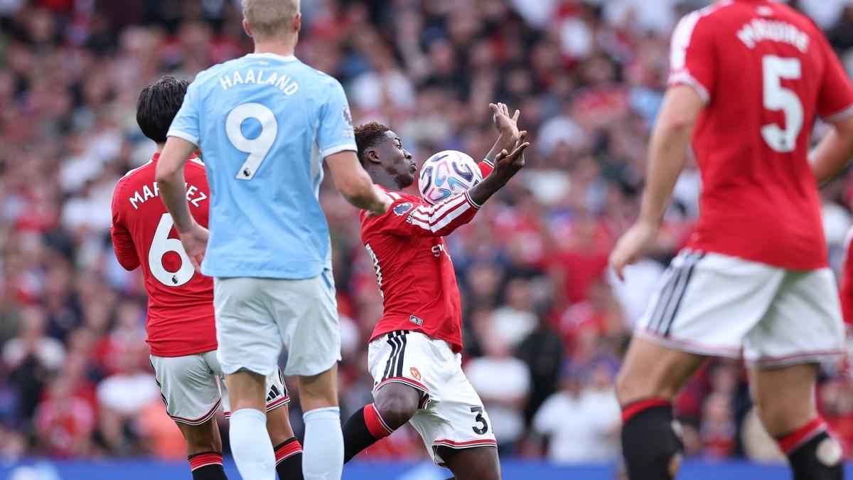 Premier League : à dix contre onze pendant près de 70 minutes, Manchester City s’offre Manchester United à Old Trafford